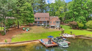 Rare opportunities like this on Lake Auman are few and far - photo 2