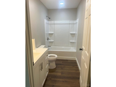 Back on the market due to buyer financing falling through. USDA - photo 10