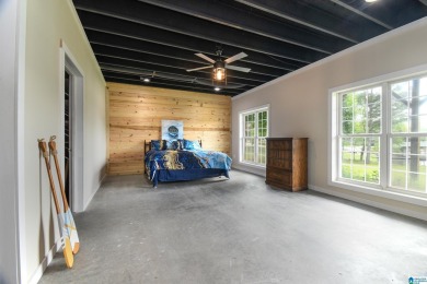 Custom, Well-built, one of a kind rare find with almost 2 ac - photo 40