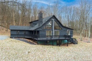 Hust Pond Home For Sale in Callicoon New York