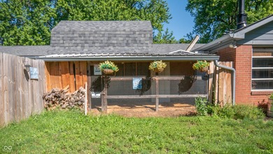 Welcome home to this prestigious, well-maintained property that - photo 42