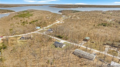 Move-in ready home in Autumn Estates, right off Highway UU near - photo 4