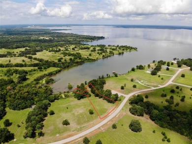 Richland Chambers Lake Lot For Sale in Streetman Texas