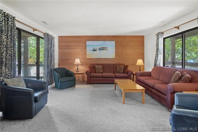 Well priced condo with resort style amenities. This unique - photo 5