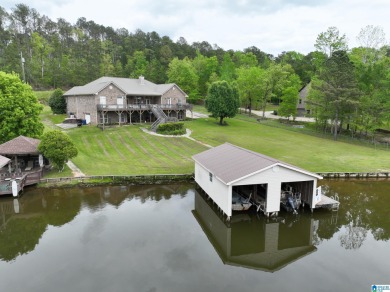 Custom, Well-built, one of a kind rare find with almost 2 ac - photo 58