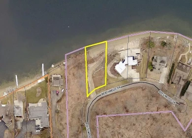 Round Lake buildable lot with 80' of beach frontage - Lake Lot For Sale in Dowagiac, Michigan