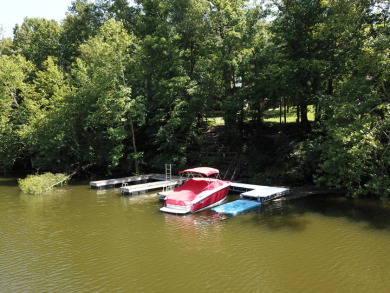 Charming waterfront home with TWO docks and big storage room - photo 22