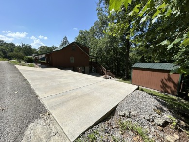 Charming waterfront home with TWO docks and big storage room - photo 27