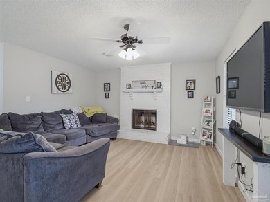 Looking for the perfect place to call home in Pensacola? This - photo 4