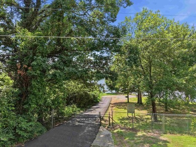Come see this beautifully remodeled 2-bedroom manufactured home - photo 28