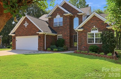 Welcome to 15704 Framingham Lane, a beautifully maintained home - photo 2