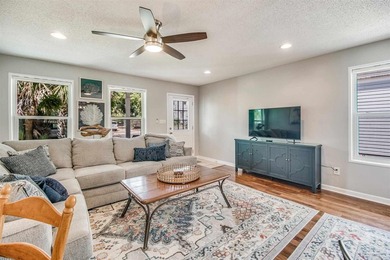 Welcome to this fully furnished 3-bedroom home in of Downtown - photo 8