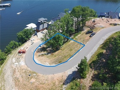 Lot 18 is now ready for you to build your dream home at one of - photo 5