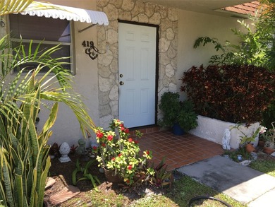 (private lake, pond, creek) Condo For Sale in Deerfield Beach Florida