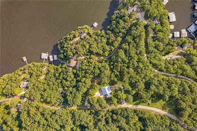 Rare opportunity to own approximately 2 acres with breathtaking - photo 11