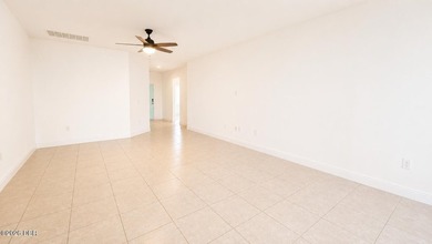 Move-in ready and built with today's lifestyle in mind, this - photo 14