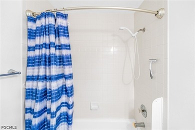 A beautiful apartment with 3-bedrooms, 2-full bathrooms - photo 22