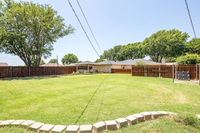 Pride of ownership shines throughout this immaculate 3BR,2BA - photo 22