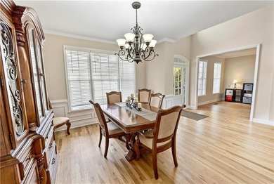 Welcome to this beautifully maintained traditional home in - photo 5