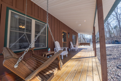 Charming waterfront home with TWO docks and big storage room - photo 3