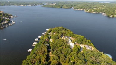One of a kind property! Boasting 115 feet of Lakefront on the - photo 10