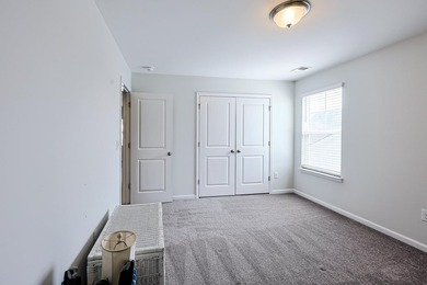 Welcome to this beautifully maintained 4 bedroom, 3.5 bath - photo 33