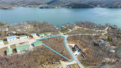 Lake of the Ozarks Lot For Sale in Camdenton Missouri