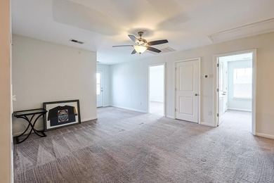 Welcome to this beautifully maintained 4 bedroom, 3.5 bath - photo 41