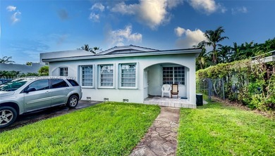 Exceptional opportunity to buy this mid century 3 bed & 2 bath - photo 4