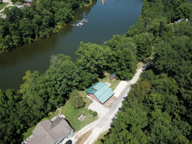 Charming waterfront home with TWO docks and big storage room - photo 21