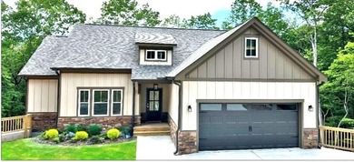 Lake Arrowhead Home For Sale in Waleska Georgia