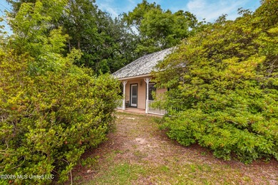 Price improved! Bring your offer! Nestled on approximately 3.1 - photo 11