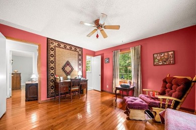 Escape to privacy and convenience with this charming 3-bedroom - photo 21