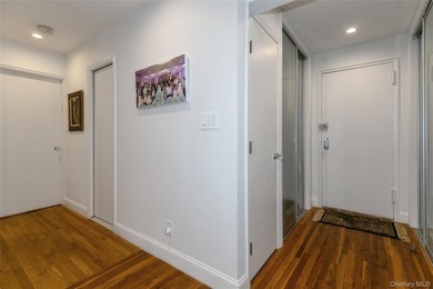 Newly Custom Renovated JR-4 Overlooking Wonderful Park-like - photo 21