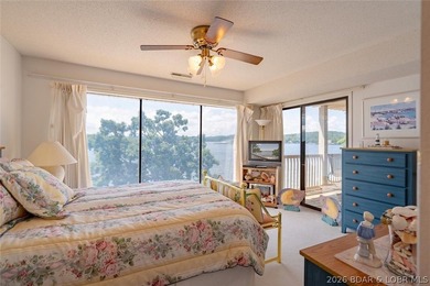 Wake up to breathtaking lake views, spend your afternoons - photo 23