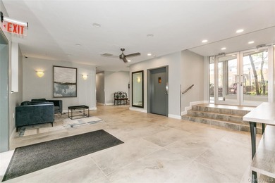 Newly Custom Renovated JR-4 Overlooking Wonderful Park-like - photo 23