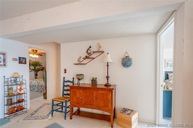 Wake up to breathtaking lake views, spend your afternoons - photo 26