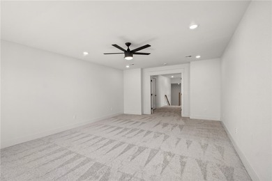 Priced well below appraised value, this home lets buyers walk in - photo 34
