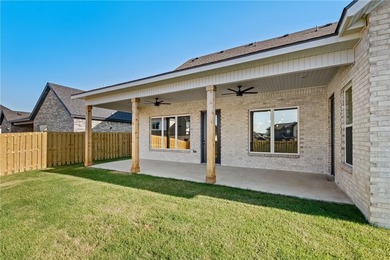 Priced well below appraised value, this home lets buyers walk in - photo 37