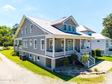 Welcome to one of Windsor's most beloved homes--a stunning 1922 - photo 37