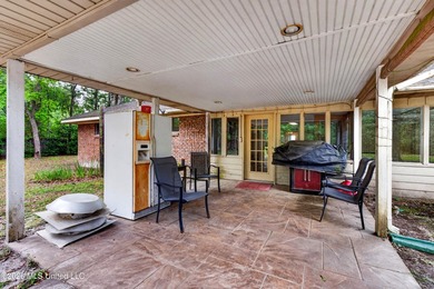 Price improved! Bring your offer! Nestled on approximately 3.1 - photo 46