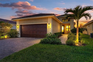 (private lake, pond, coastal) Home For Sale in Bradenton Florida