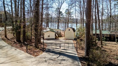 Lake Home Sale Pending in Fair Play, South Carolina