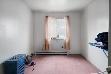Single family home for you. Featuring 3 bedrooms, 2 full baths - photo 12