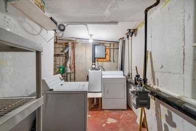 Single family home for you. Featuring 3 bedrooms, 2 full baths - photo 17