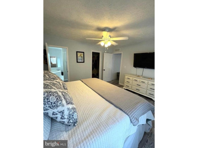 Experience the ultimate in waterfront living with this - photo 19