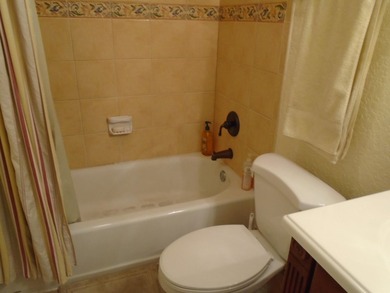 Beautiful waterfront first floor corner unit. Great water view - photo 19