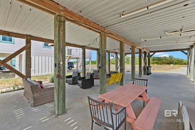 Welcome to *Smiles 'n Waves*, an updated beach cottage retreat - photo 47