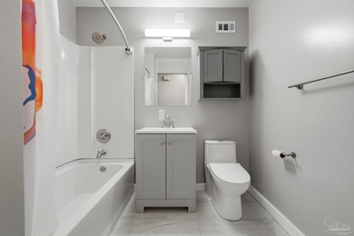 Welcome Home! This charming 2 bedroom/2 bath brick home is - photo 8