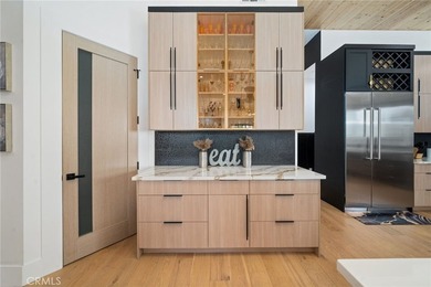 Welcome to a stunning modern estate located on the Island within - photo 15
